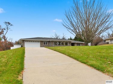 2515 S 105th Avenue, Omaha, NE 68124