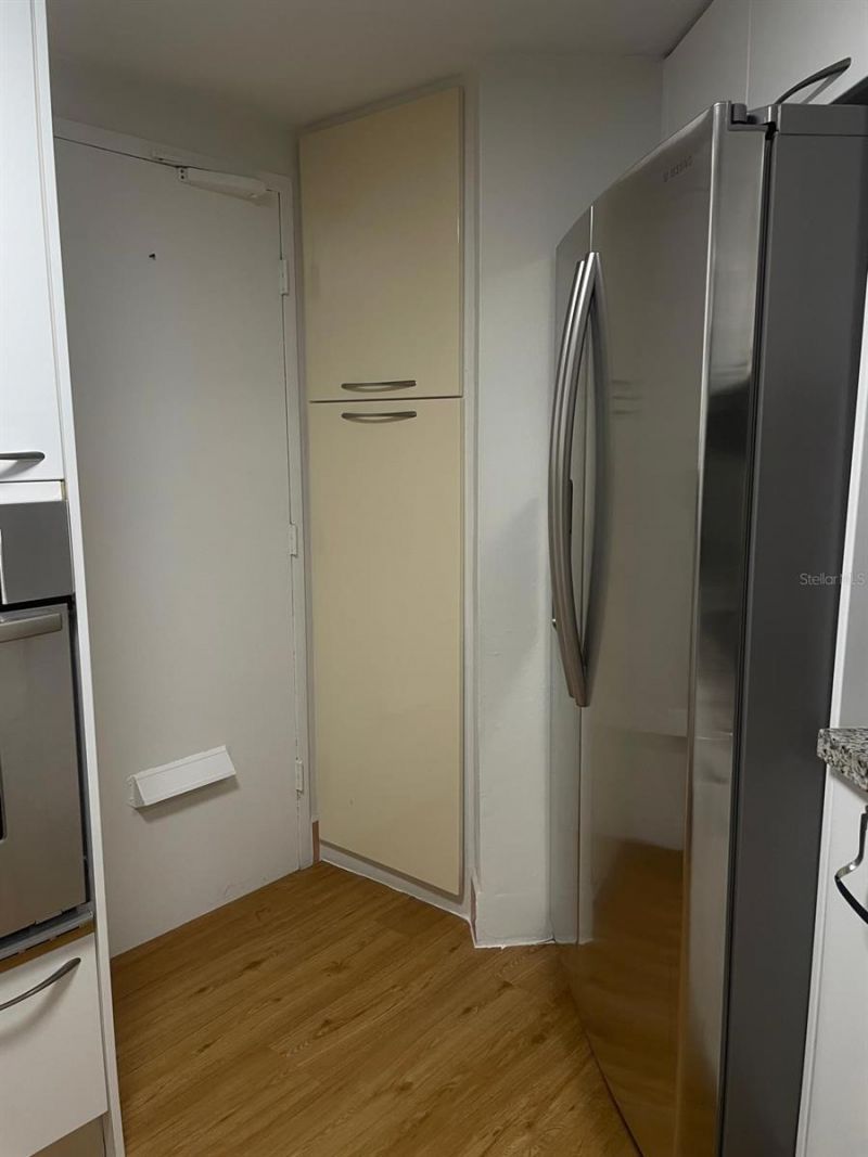 999 Brickell Bay Drive, Unit 1202, Miami, FL 33131 Photo