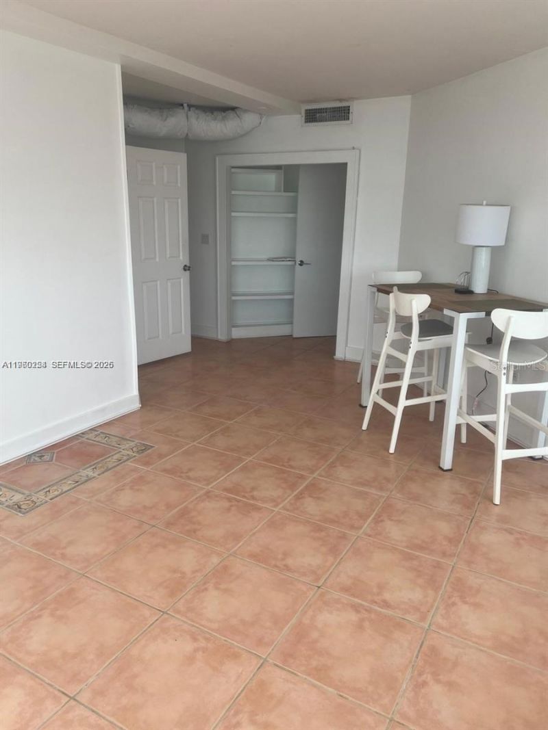 999 Brickell Bay Drive, Unit 1202, Miami, FL 33131 Photo