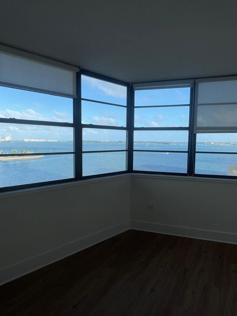 999 Brickell Bay Drive, Unit 1202, Miami, FL 33131 Photo