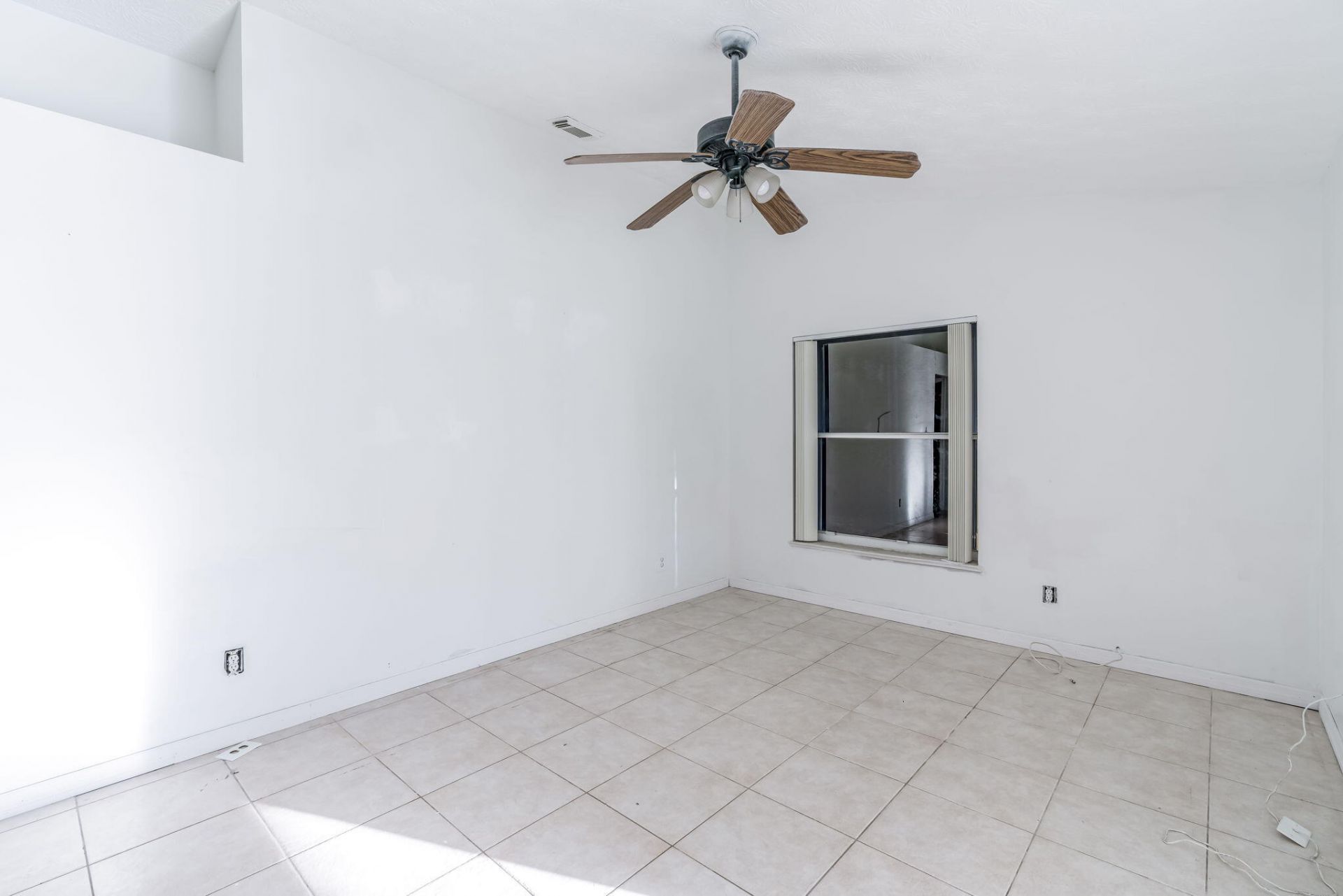 298 SW Eyerly Avenue, Port Saint Lucie, FL 34953 Photo