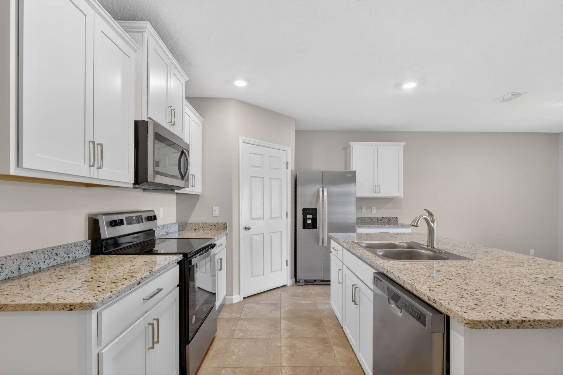 6556 NW Oaklawn Way, Port Saint Lucie, FL 34983 Photo