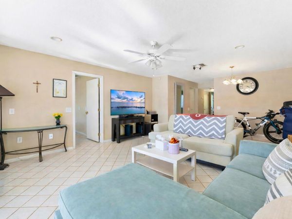 4266 Deste Court, Unit 307, Lake Worth, FL 33467