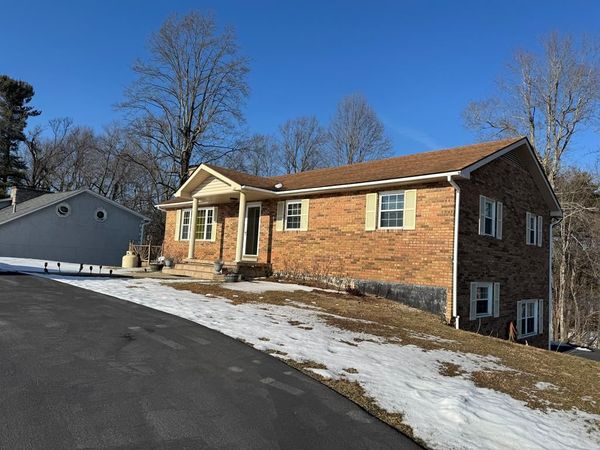 423 Mt Tabor Rd, BECKLEY, WV 25801