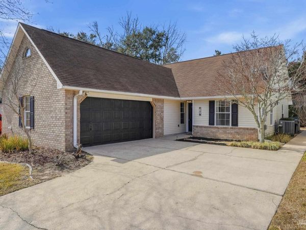 147 Mirabelle Cir, Pensacola, FL 32514