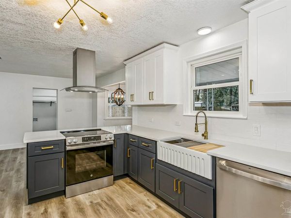 6441 Aspen Ave, Milton, FL 32570