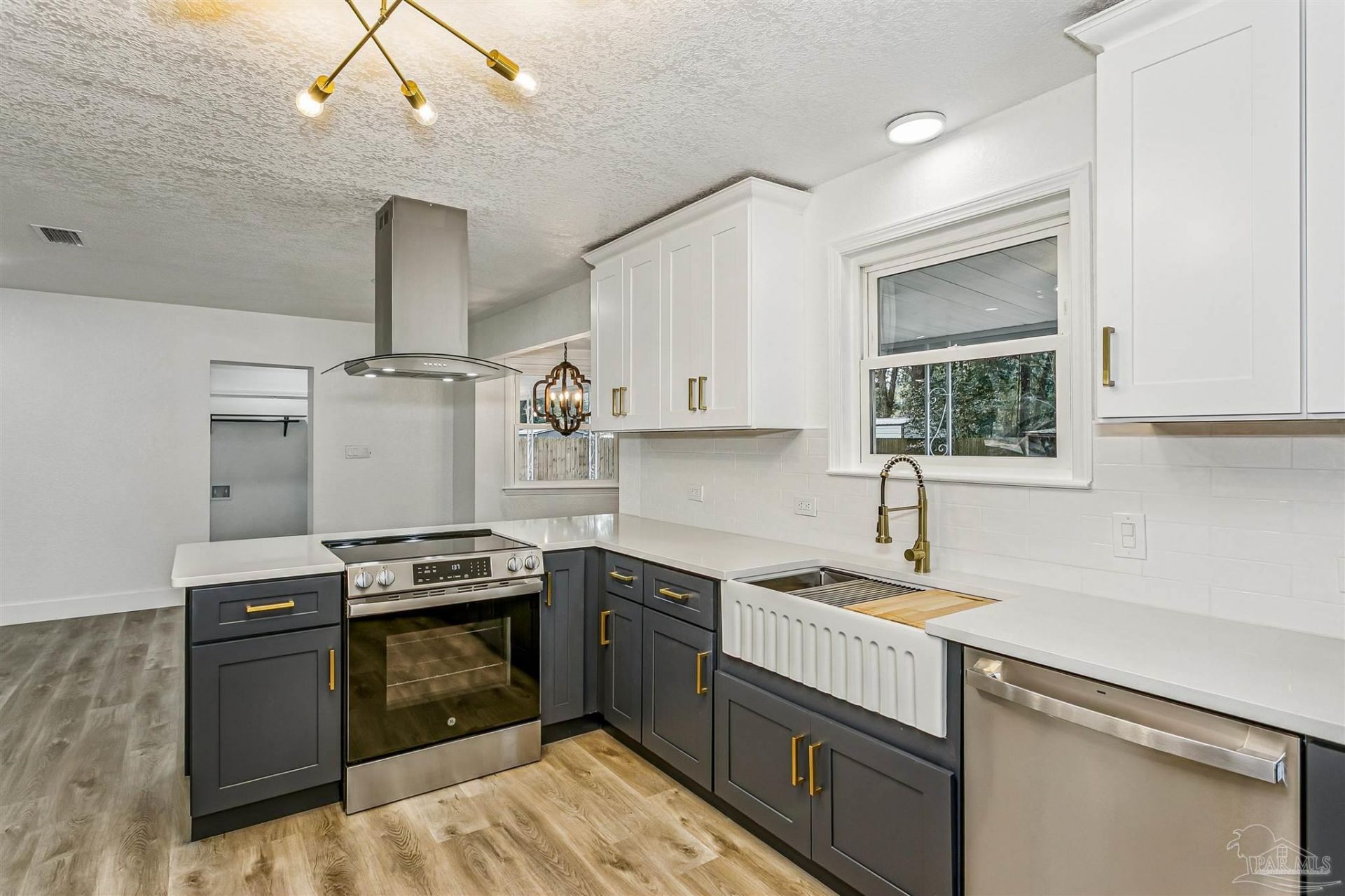 6441 Aspen Ave, Milton, FL 32570 Main Photo