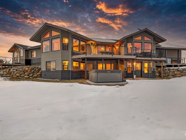 14100 Pioneer Road, McCall, ID 83638