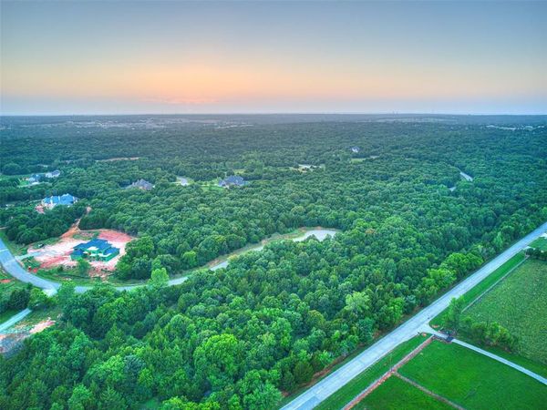 6649 James Creek Trail, Edmond, OK 73034