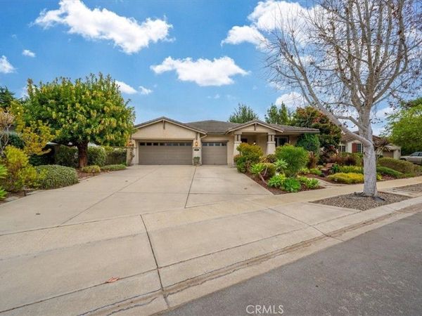 879 Wigeon Way, Arroyo Grande, CA 93420