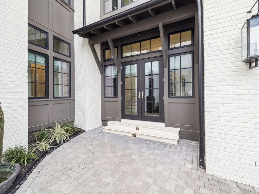 Property Image 100