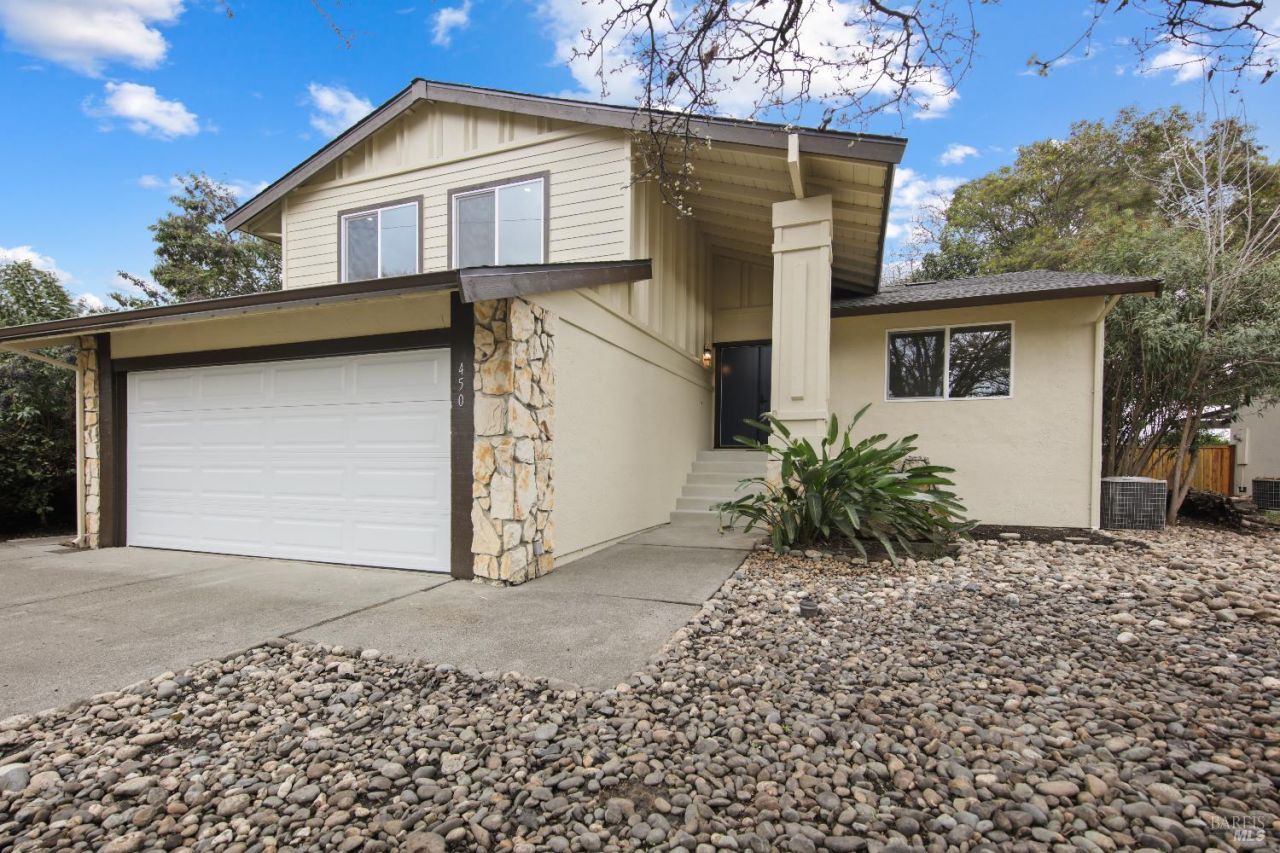 450 Nut Tree Road, Vacaville, CA 95687 Main Photo