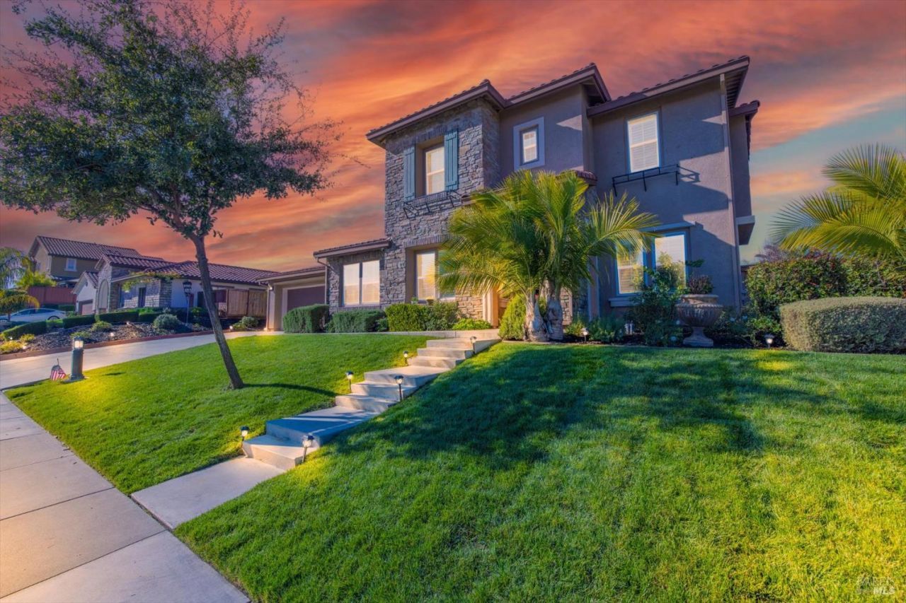 685 Elderberry Loop, Vacaville, CA 95688 Main Photo