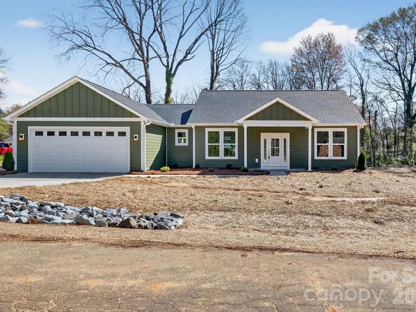 413 Dogwood Lane, Statesville, NC 28625