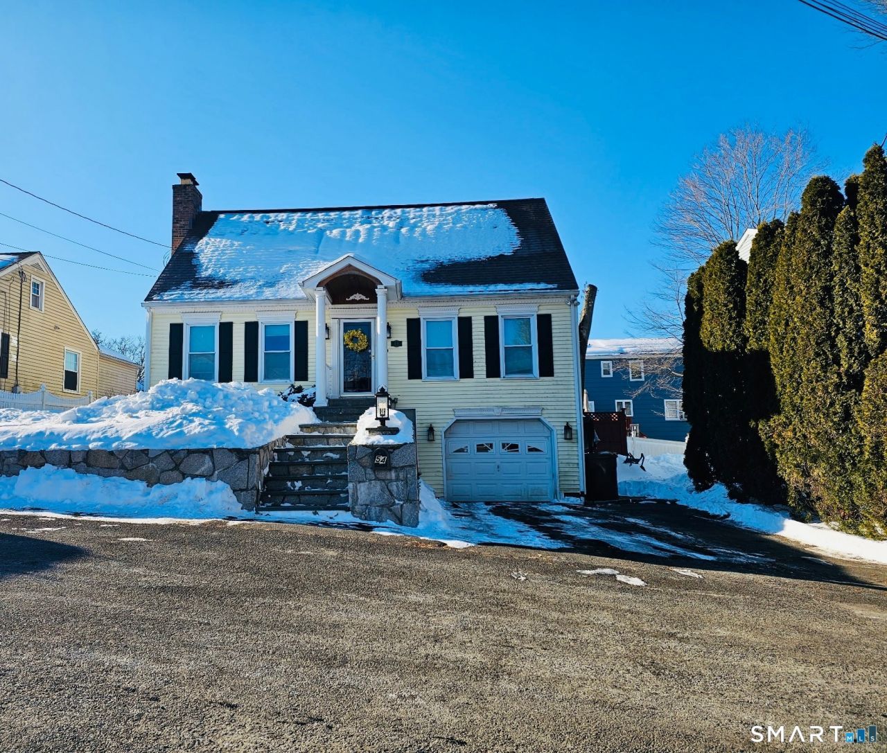 54 Milne, Shelton, CT 06484 Main Photo