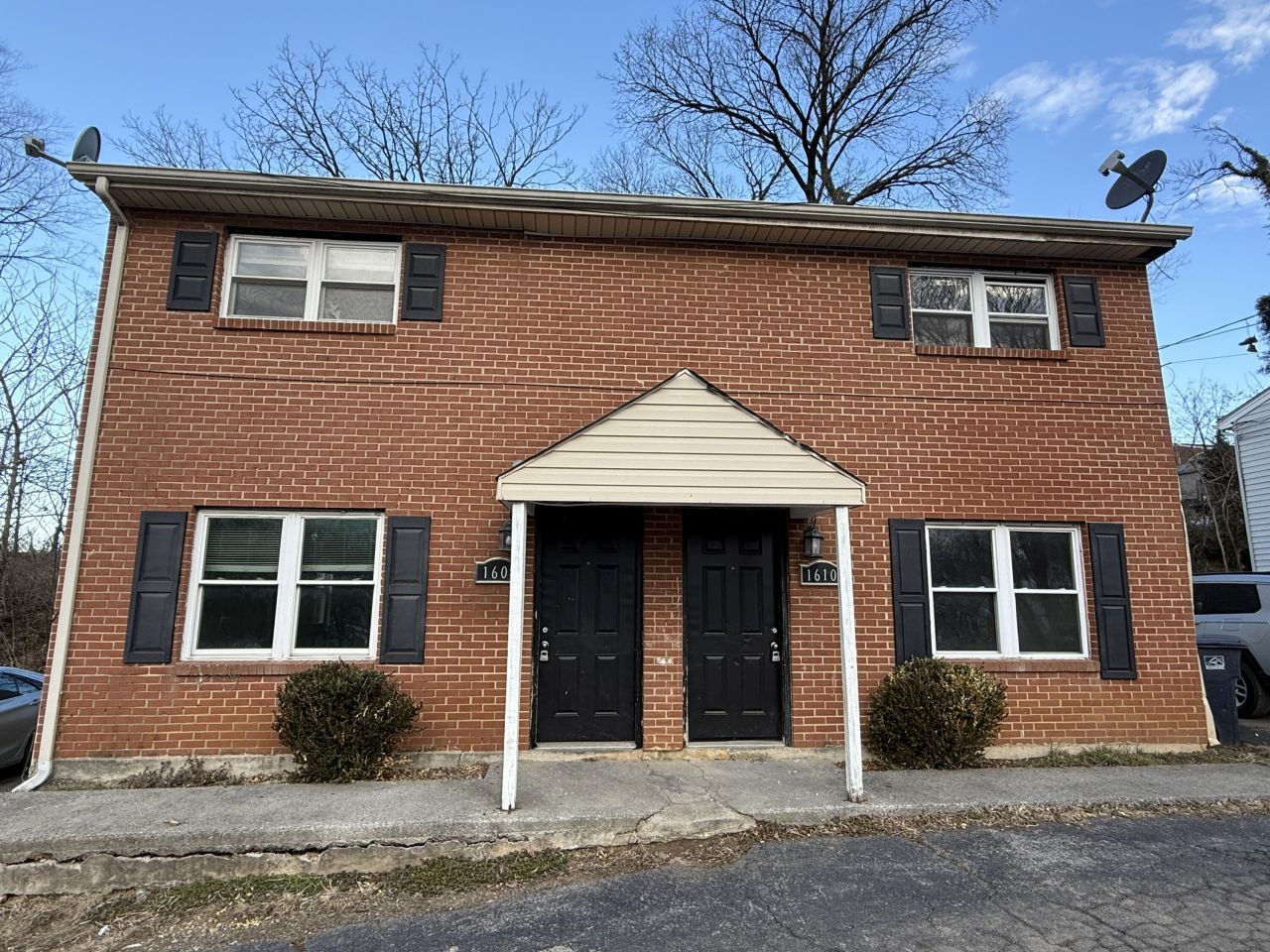 1608 Eastern Ave Ne, Roanoke, VA 24012 Main Photo