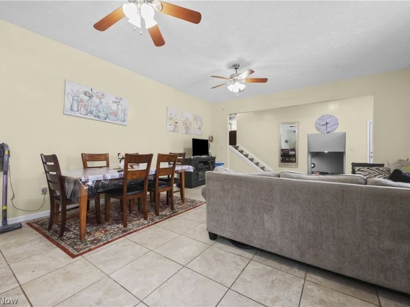 593 Silvercrest Road, Wadsworth, OH 44281 Photo 9