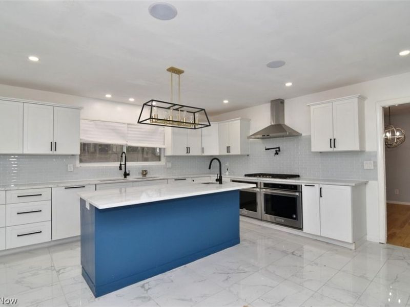 23310 Wendover Drive, Beachwood, OH 44122 Photo 12