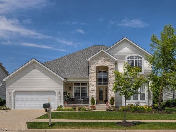 257 Alden Lane, Cleveland, OH 44143