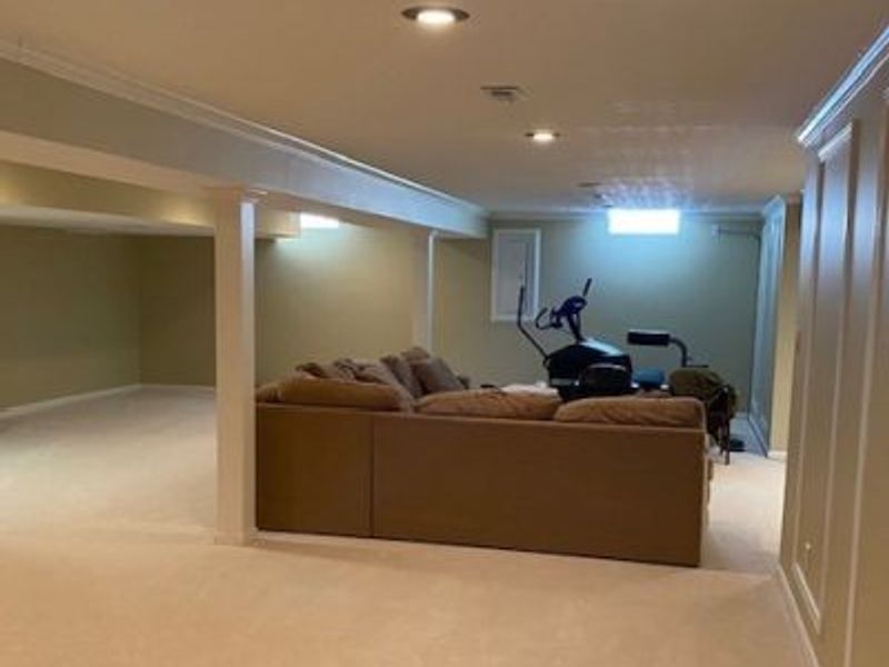 257 Alden Lane, Cleveland, OH 44143 Photo 17