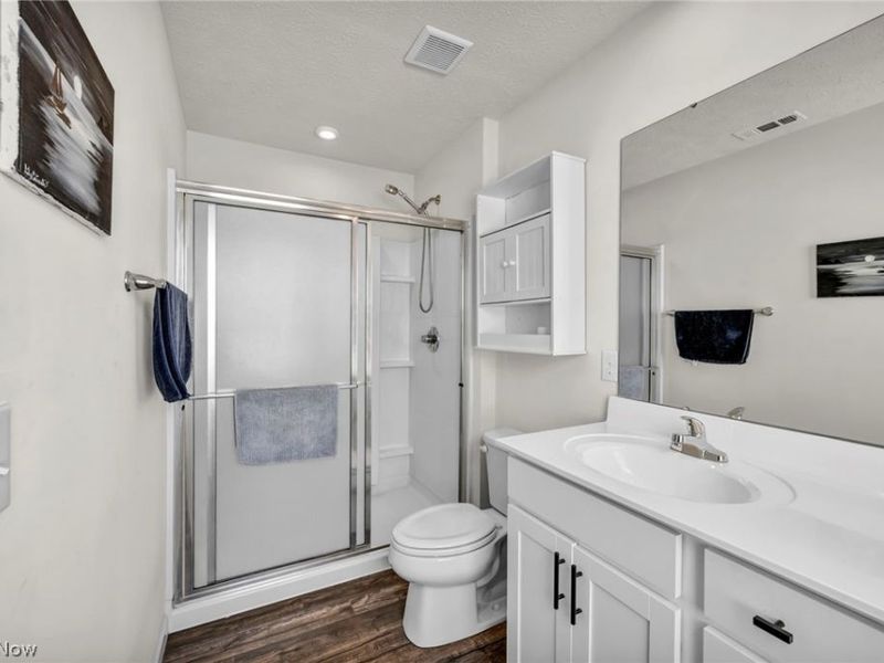 2688 Himelrigh Boulevard, Barberton, OH 44203 Photo 17