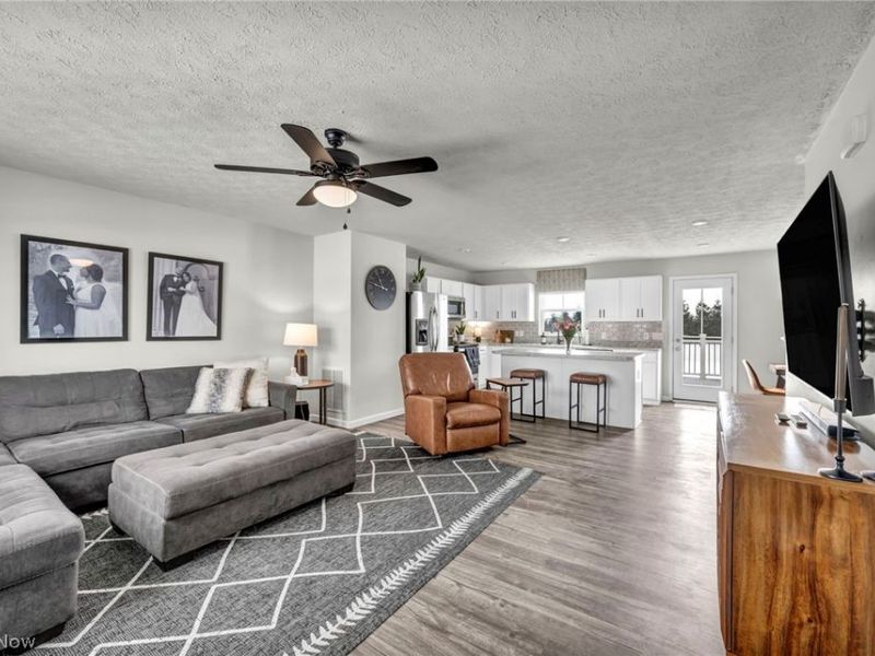 2688 Himelrigh Boulevard, Barberton, OH 44203 Photo 4