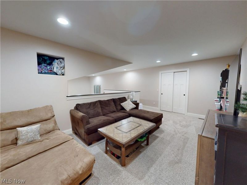 11931 Walton Circle NW, Uniontown, OH 44685 Photo 28