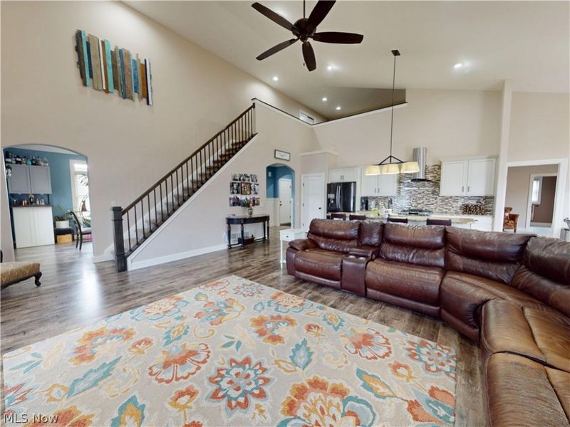 11931 Walton Circle NW, Uniontown, OH 44685 Photo 32