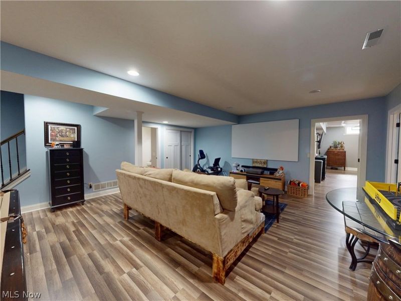 11931 Walton Circle NW, Uniontown, OH 44685 Photo 33