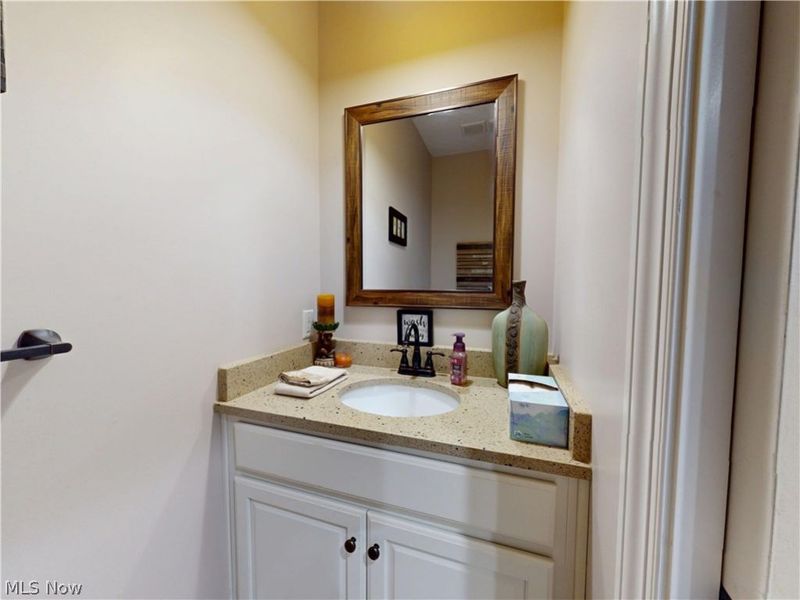 11931 Walton Circle NW, Uniontown, OH 44685 Photo 45