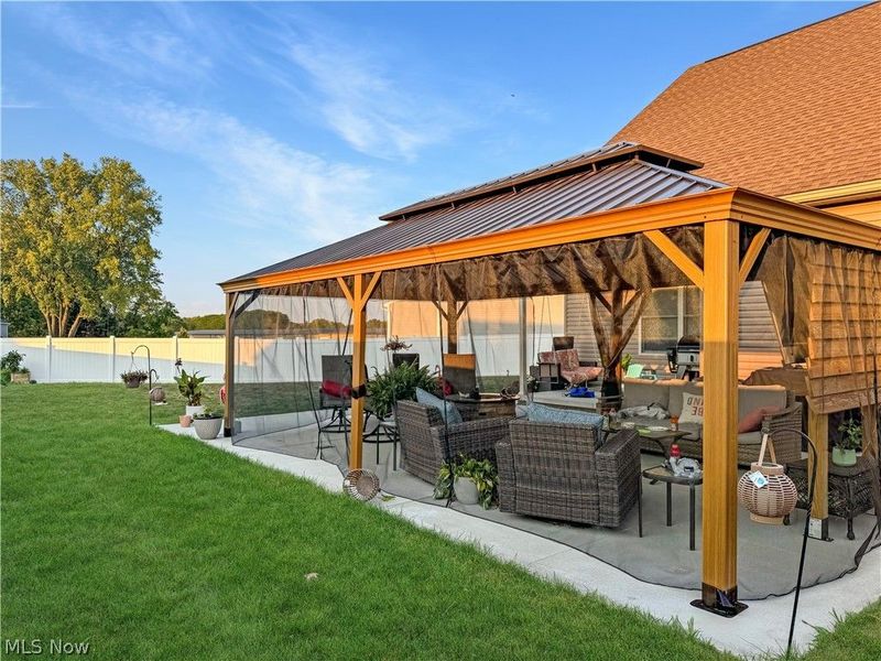 11931 Walton Circle NW, Uniontown, OH 44685 Photo 48