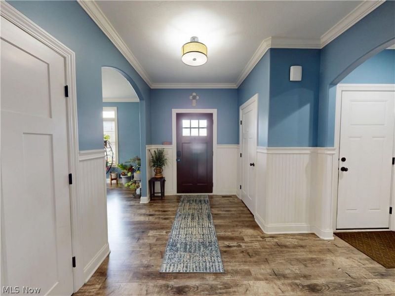 11931 Walton Circle NW, Uniontown, OH 44685 Photo 6