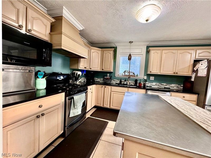 344 E 315th Street, Willowick, OH 44095 Photo 20