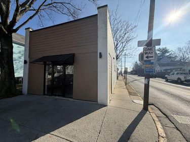 400 Chestnut Street, Lexington, KY 40508