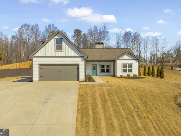 112 White Oak Trail, Commerce, GA 30529