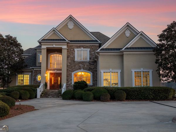 940 Winged Foot Trail, Fayetteville, GA 30215