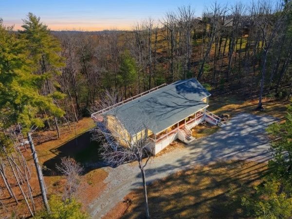 761 E Wolf Creek Road, Tiger, GA 30576
