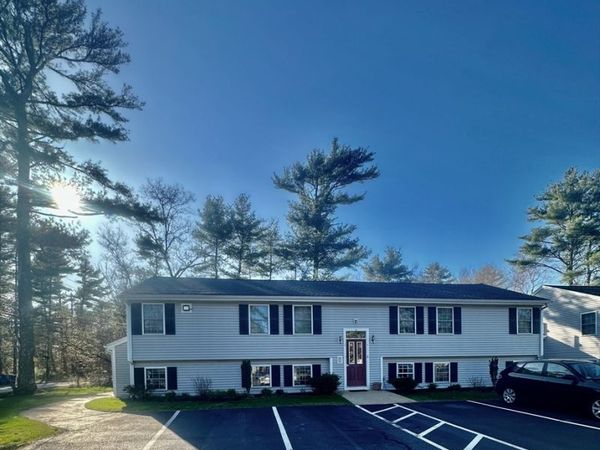 1 Gault Rd, Unit 10, Wareham, MA 02576