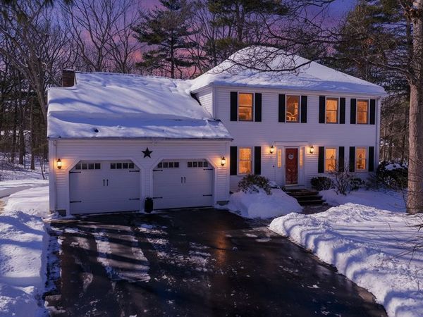 8 Liberty Road, Medway, MA 02053