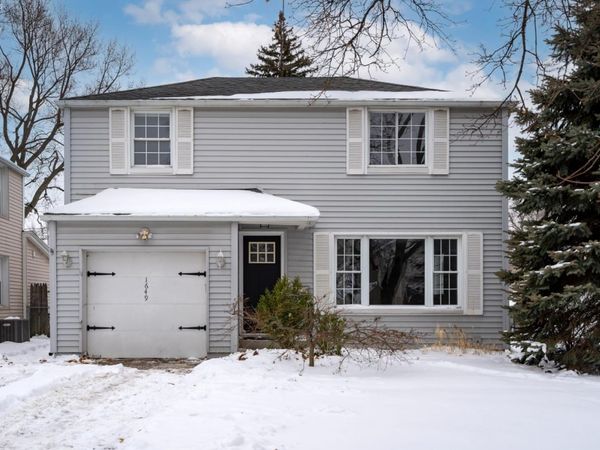 1649 Crestwood Road, Toledo, OH 43612