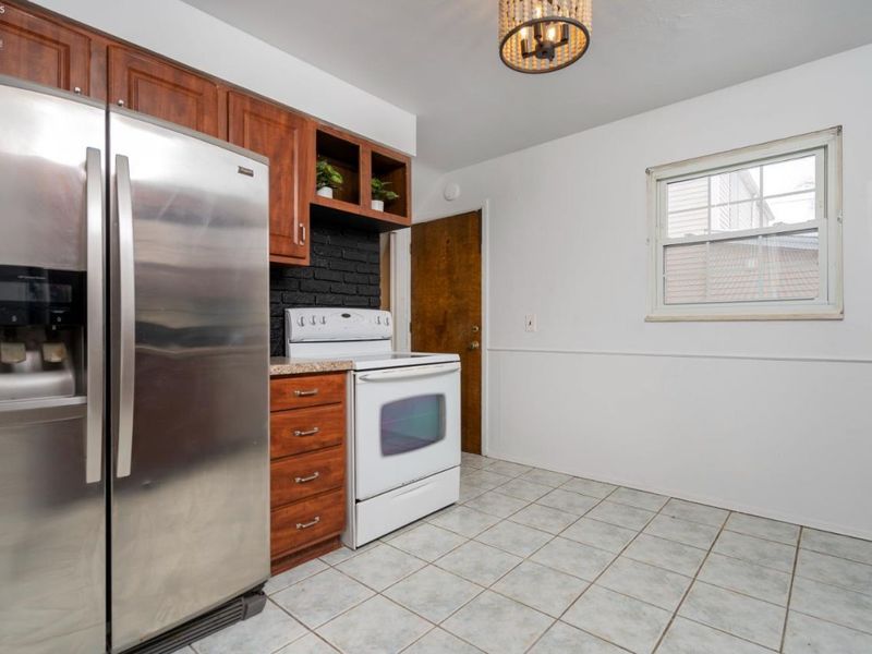 1649 Crestwood Road, Toledo, OH 43612 Photo 16