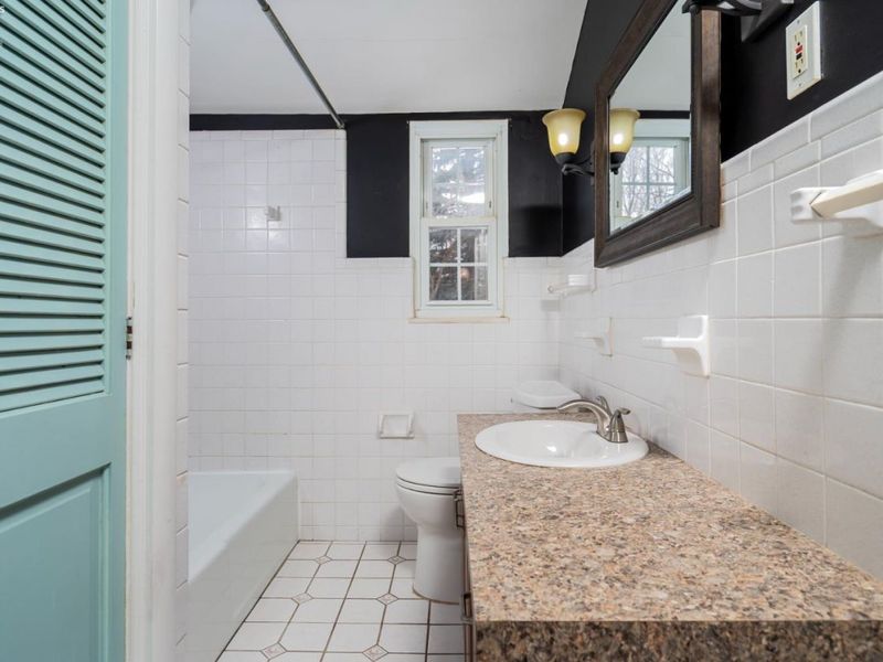 1649 Crestwood Road, Toledo, OH 43612 Photo 31