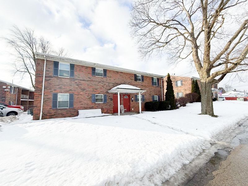 565 Ryan Avenue, Columbus, OH 43223 Photo 2