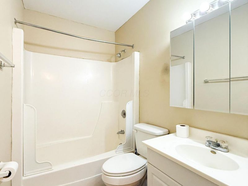 565 Ryan Avenue, Columbus, OH 43223 Photo 21