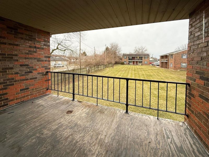 565 Ryan Avenue, Columbus, OH 43223 Photo 9