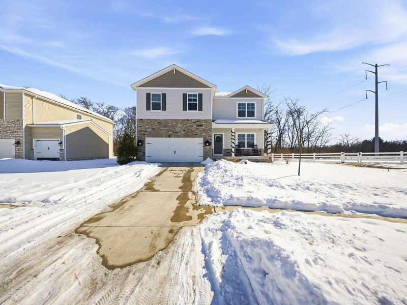 5840 Wynnewood Drive , Grove City, OH 43123 Photo 1