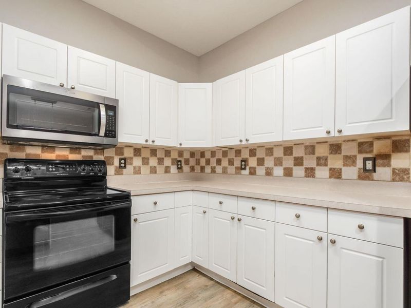 669 Spring Valley Drive, Lewis Center, OH 43035 Photo 16