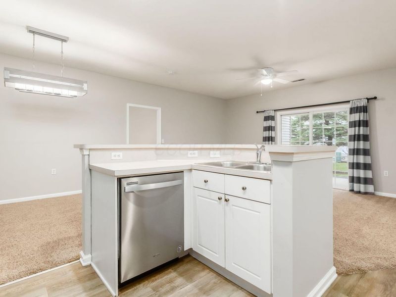 669 Spring Valley Drive, Lewis Center, OH 43035 Photo 22