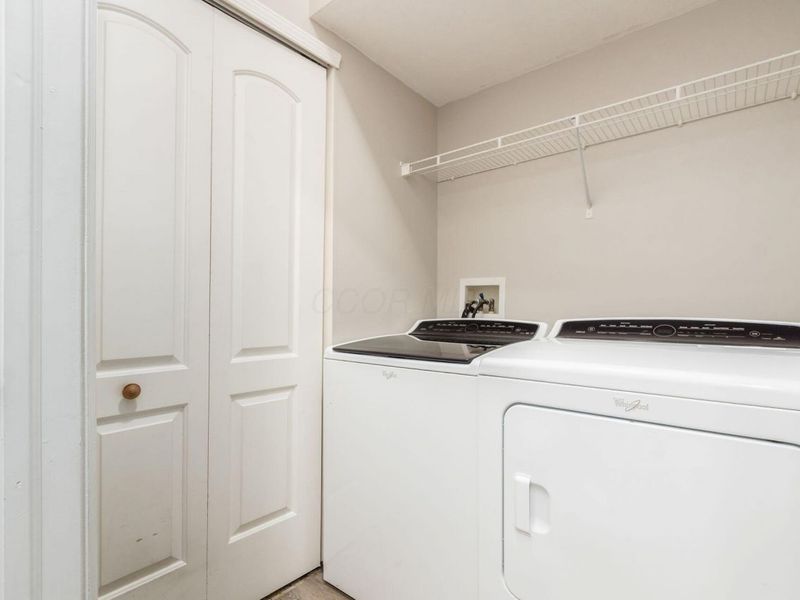 669 Spring Valley Drive, Lewis Center, OH 43035 Photo 8