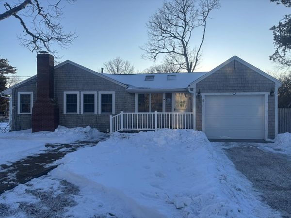 36 Pawnee Road, West Yarmouth, MA 02673